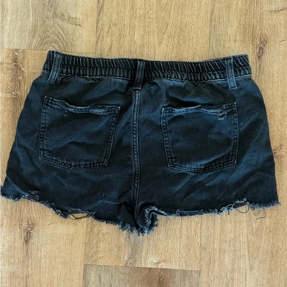 Aerie daydream denim short black (wore for maternity too) - Picture 4 of 4